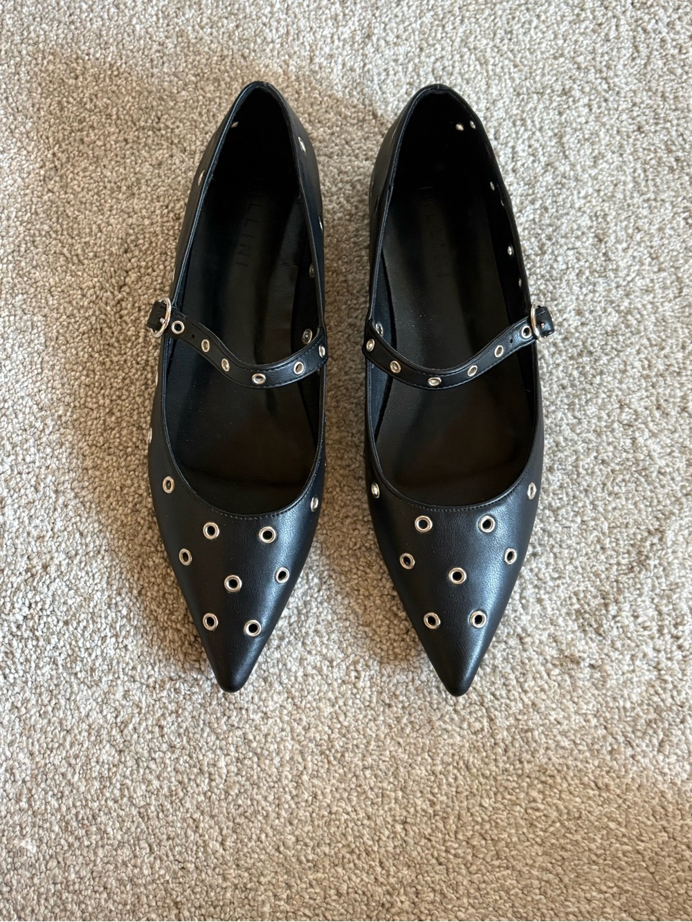 Billini Hollis Flat